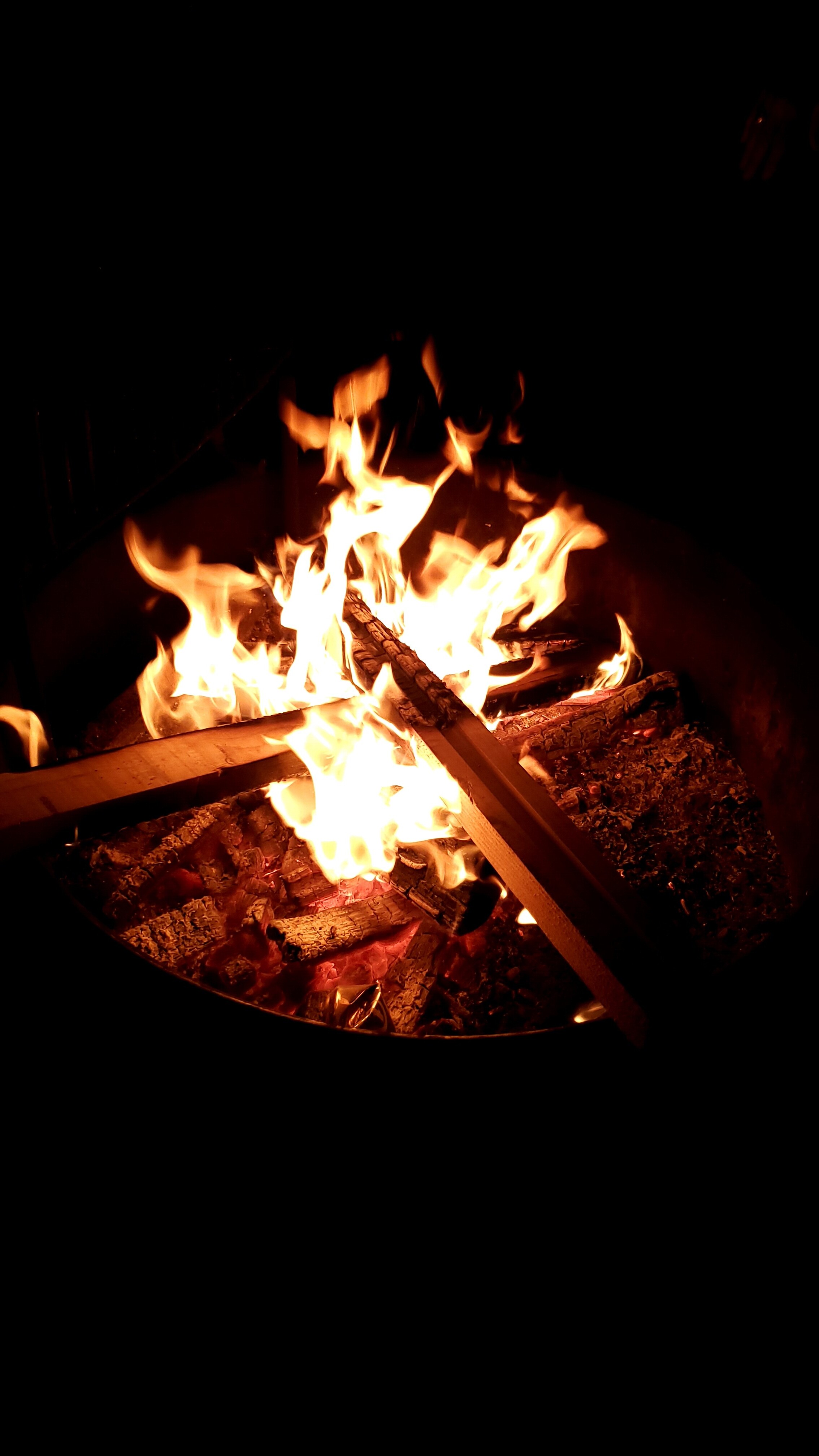 Bonfire Logs Fire Flame Night Dark