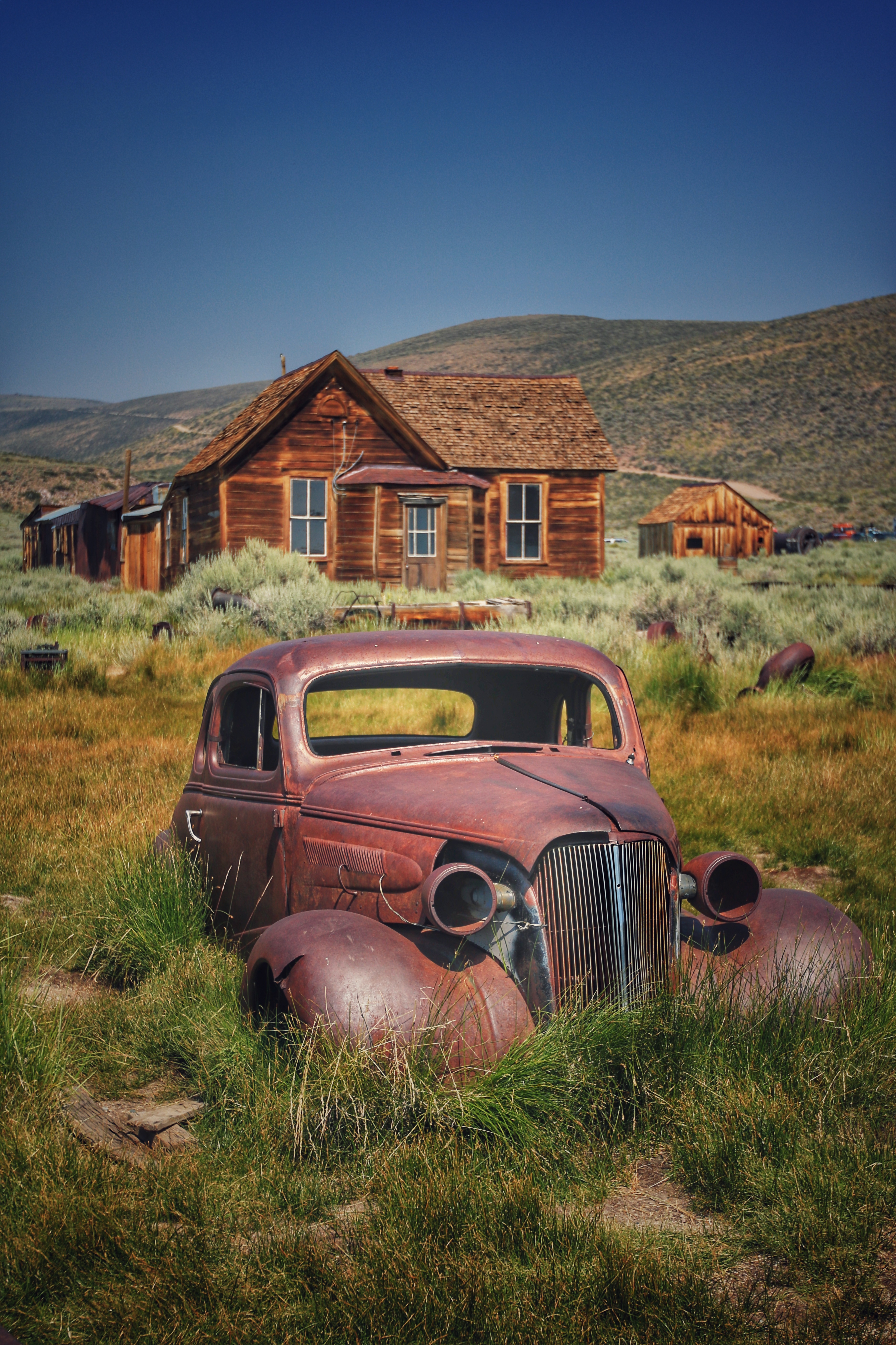 Car Retro Rust Grass House Village