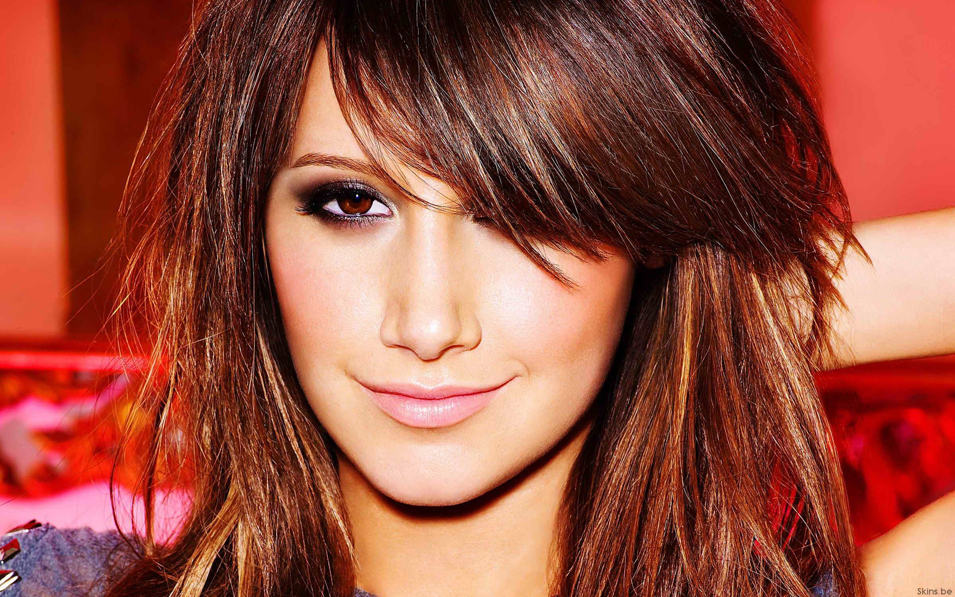 Celebrity Woman Girl Beautiful Ashley-tisdale