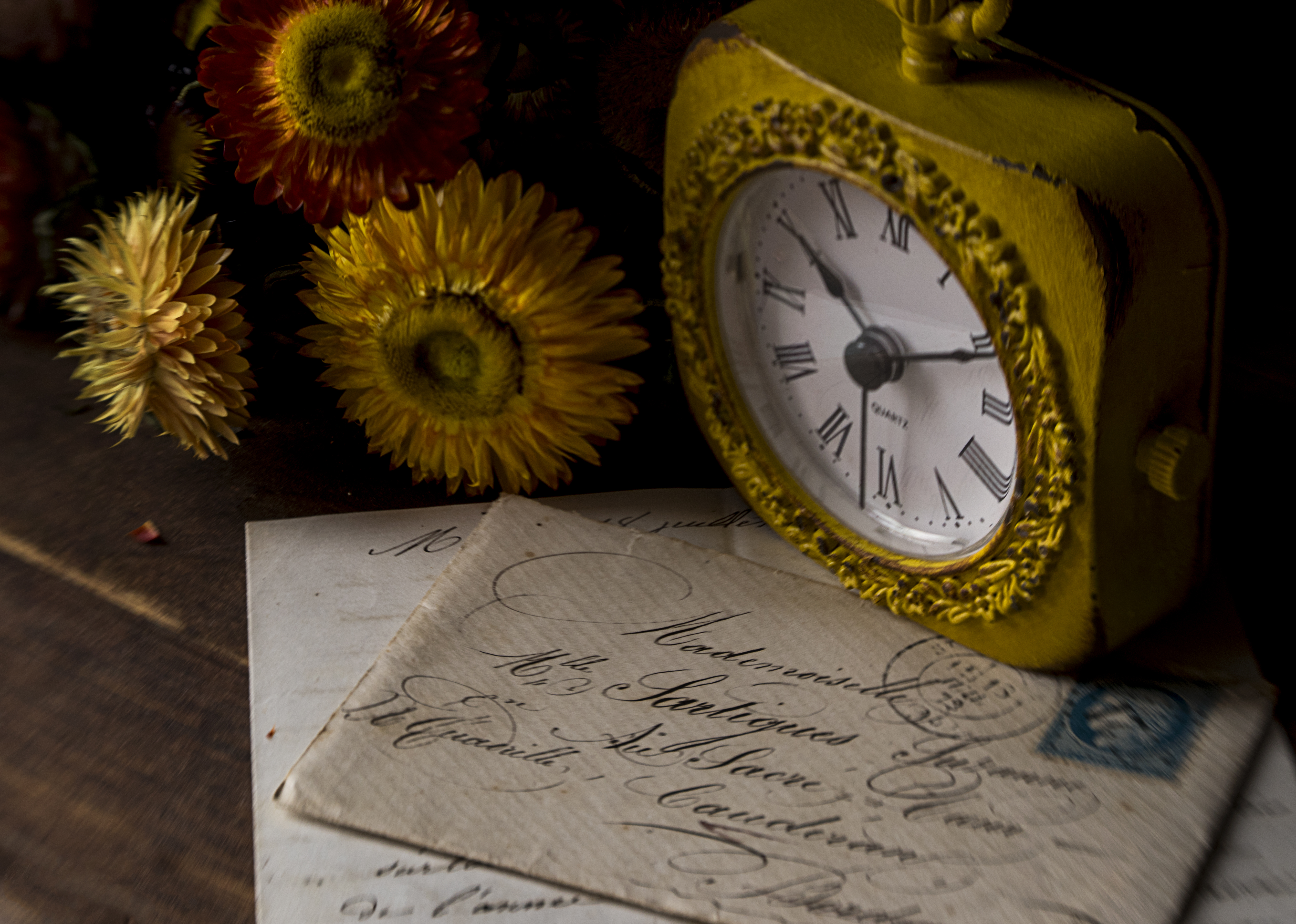 Clock Writing Vintage Aesthetics