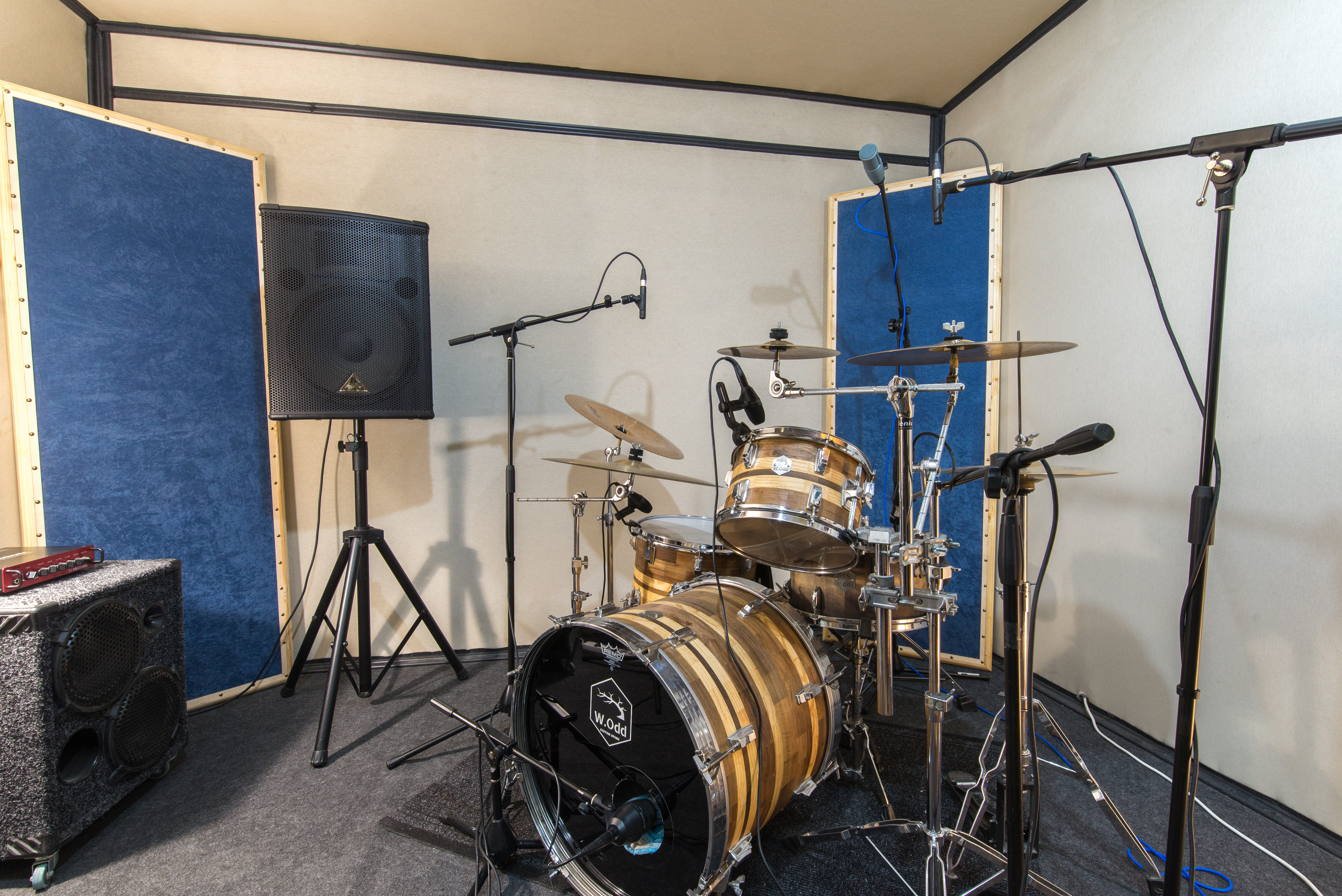 Drum-kit Drums Musical-instrument Studio Music