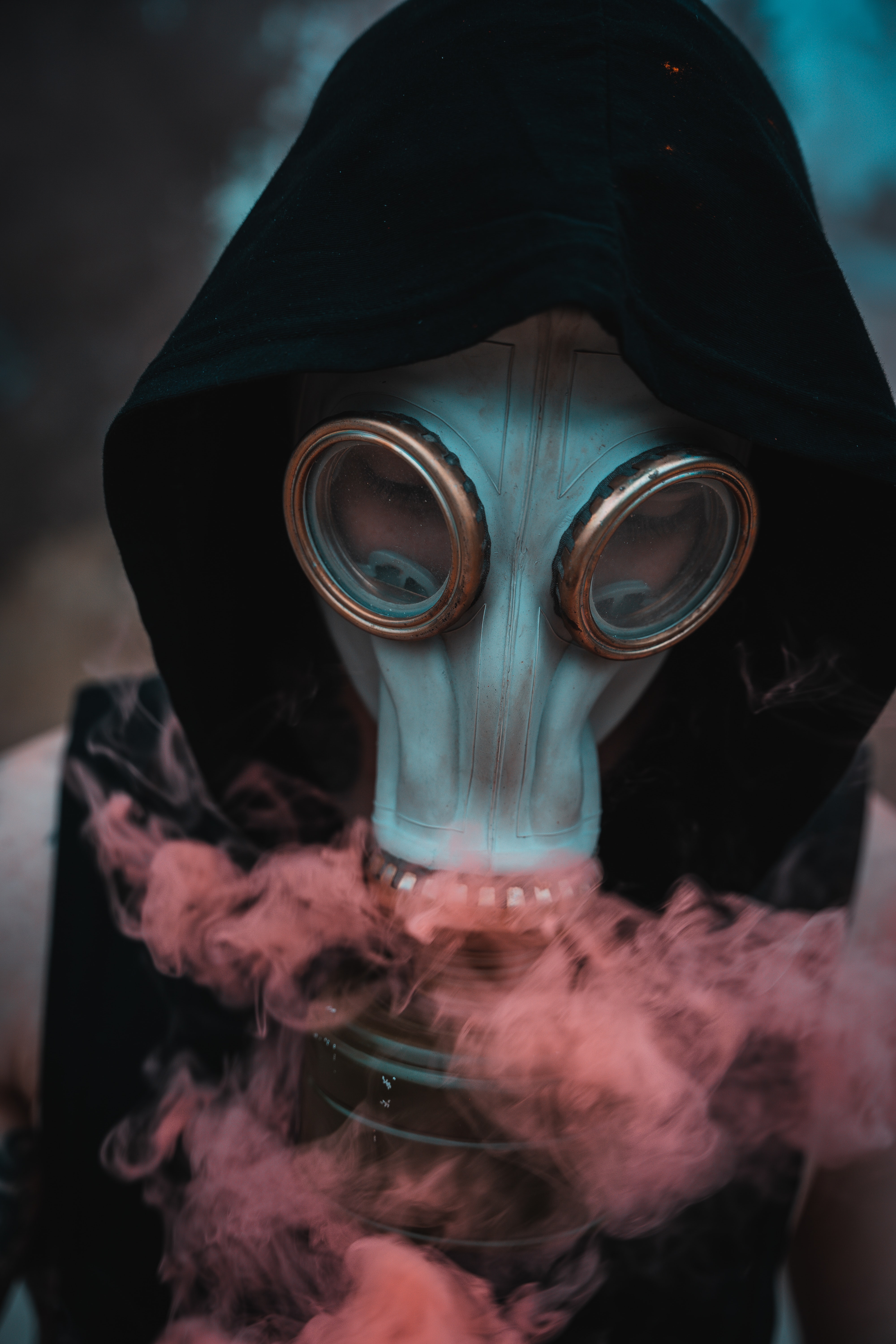 Man Gas-mask Mask Hood Smoke