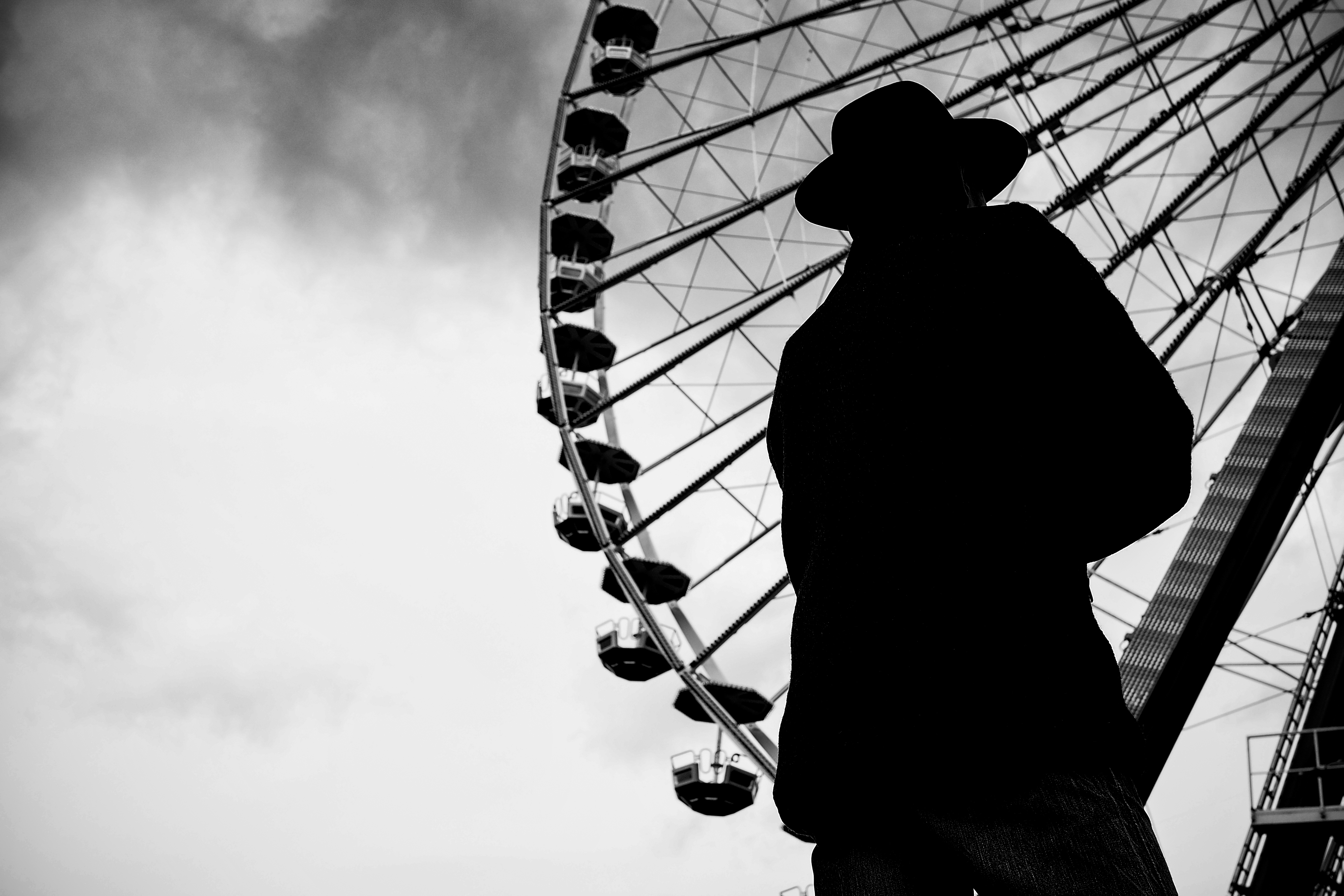 Man Silhouette Hat Ferris-wheel Alone Black-and-white