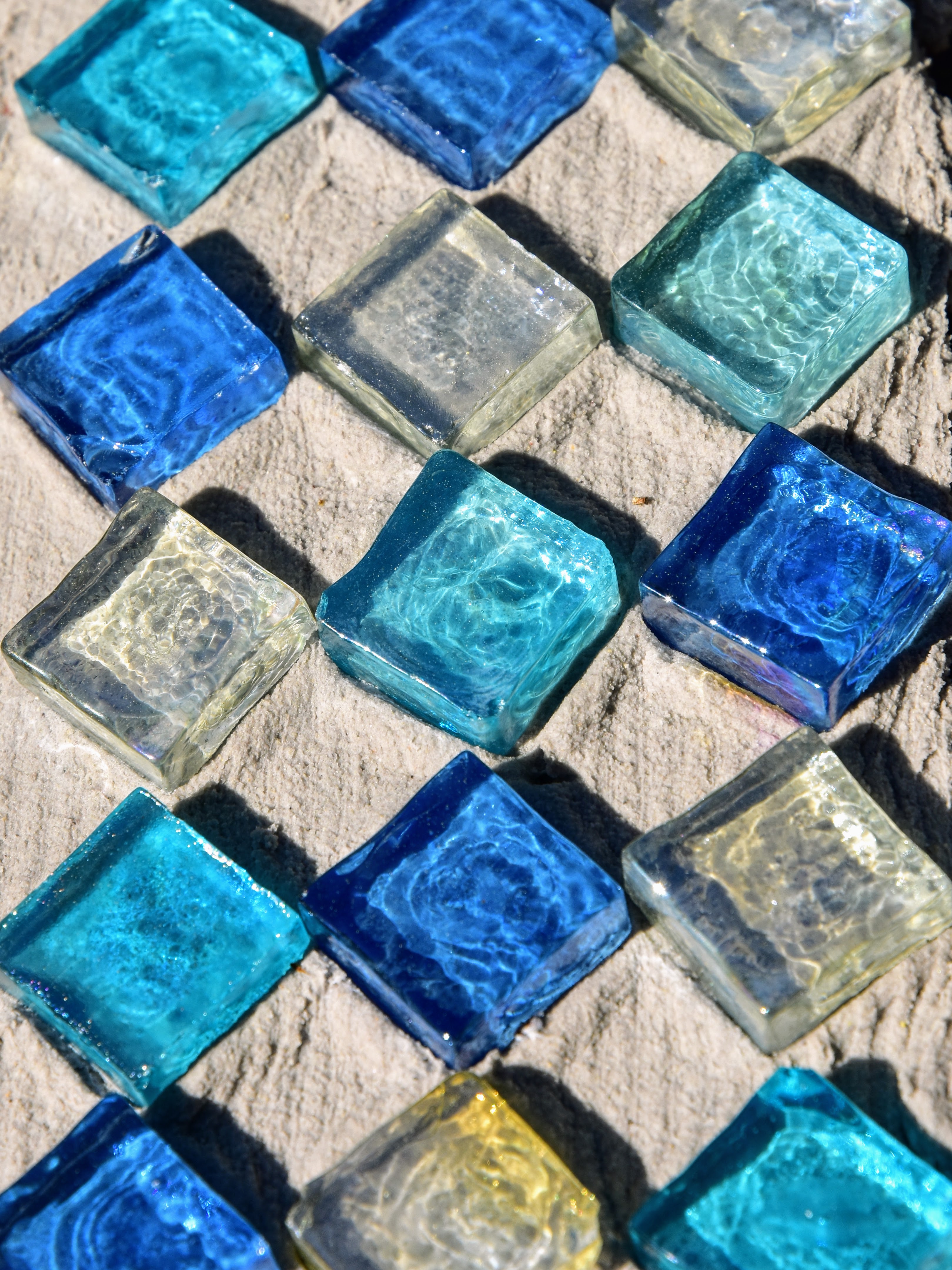 Mosaic Glass Sand Texture Blue