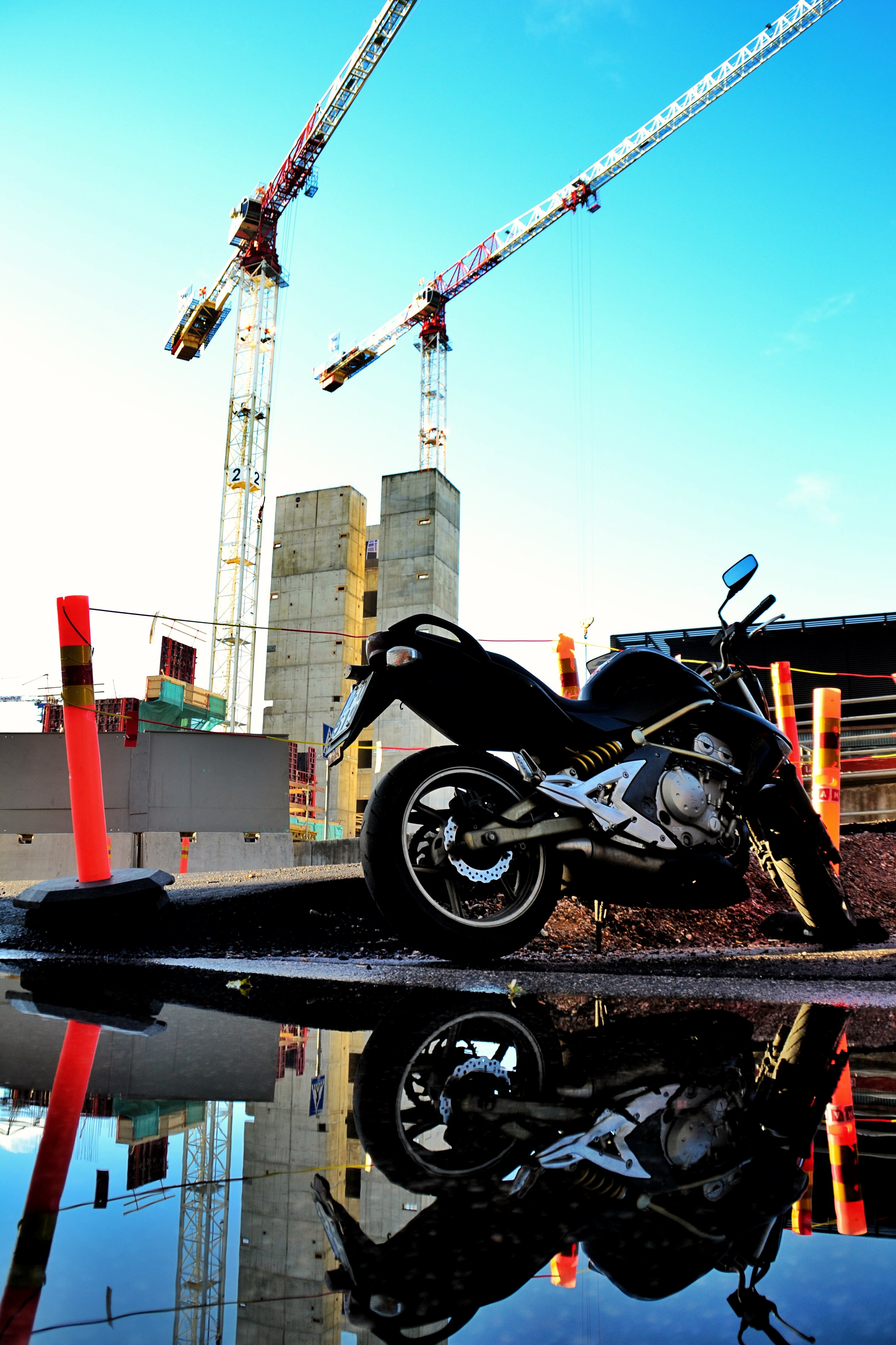 Motorcycle Bike Black Reflection Water Constructing