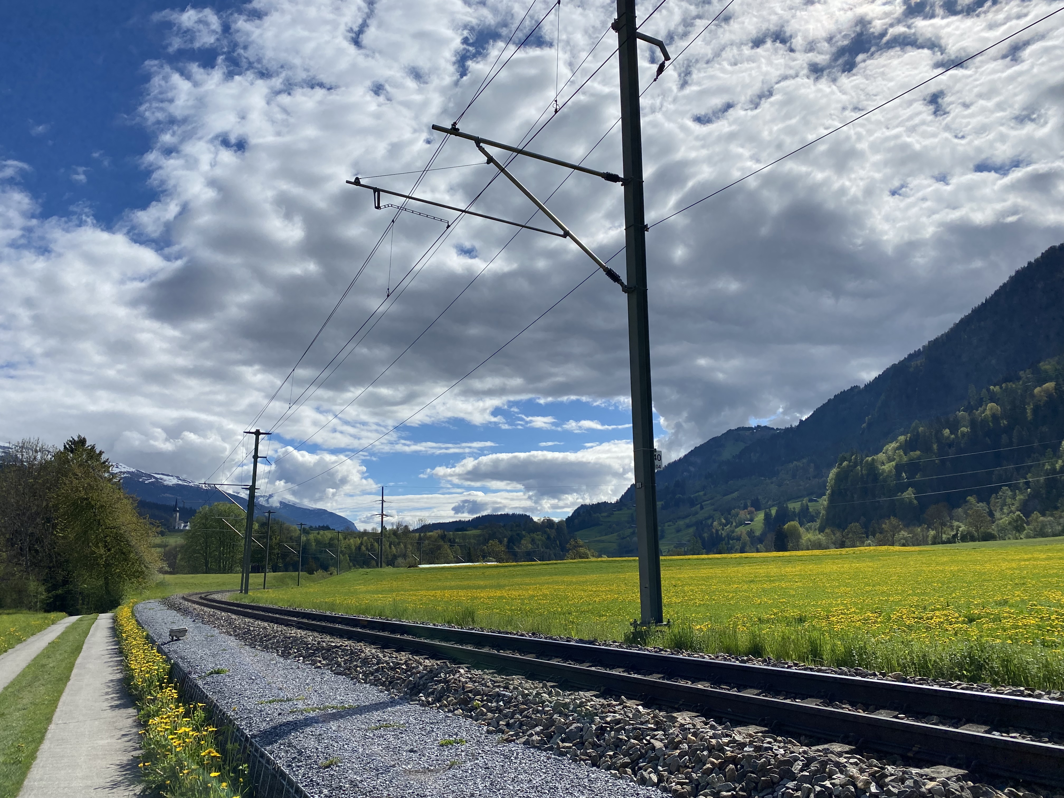 Railroad Turn Mountains Landscape