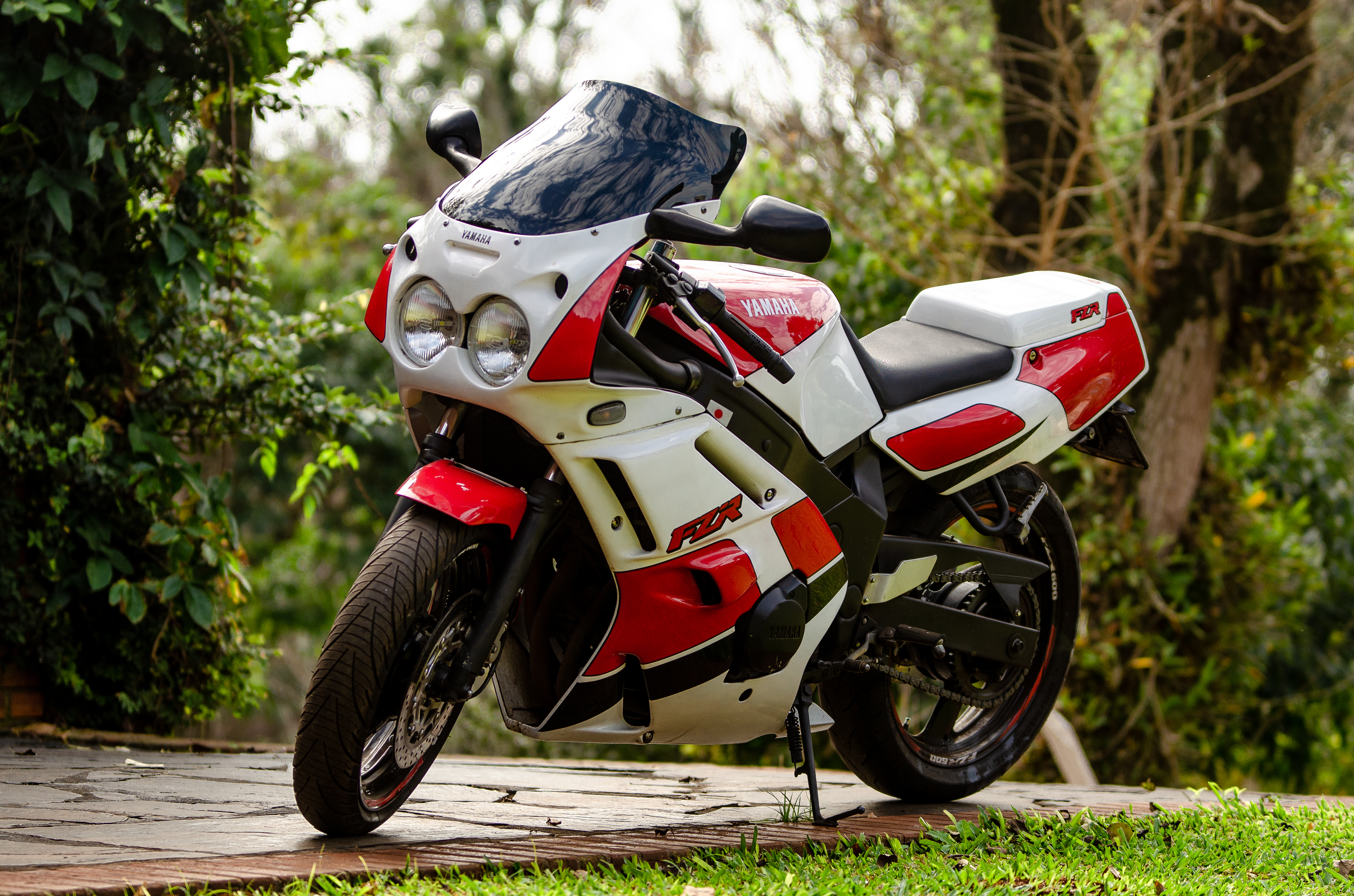 Yamaha-fzr-600 Yamaha Motorcycle Moto Bike Red