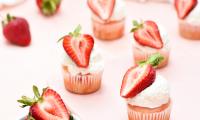 Muffins Strawberries Berries Dessert Pink
