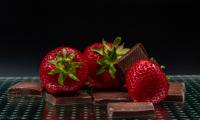 Strawberries Berries Chocolate Dessert