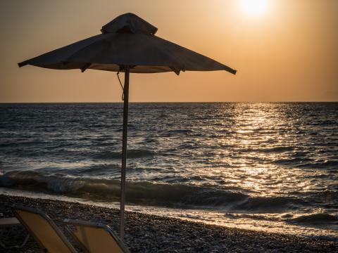 Beach Sun-loungers Sea Twilight Landscape