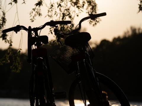 Bicycles Bikes Silhouettes Twilight Dark