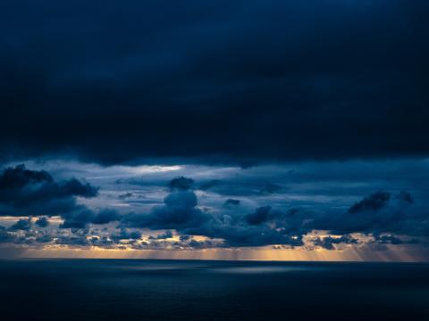 Clouds Sky Rays Sea Dark
