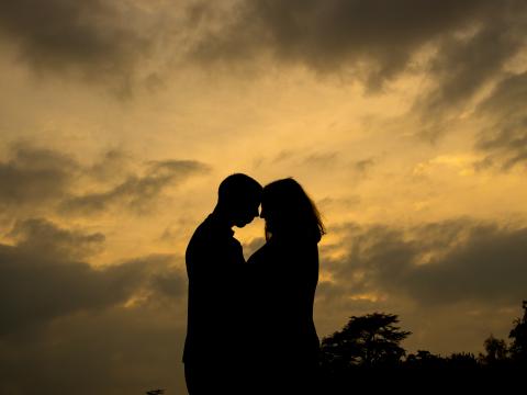 Couple Hugs Love Silhouettes Dark