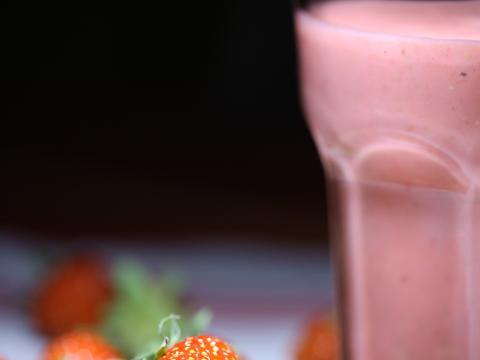 Strawberry Berries Cocktail Glass Dessert